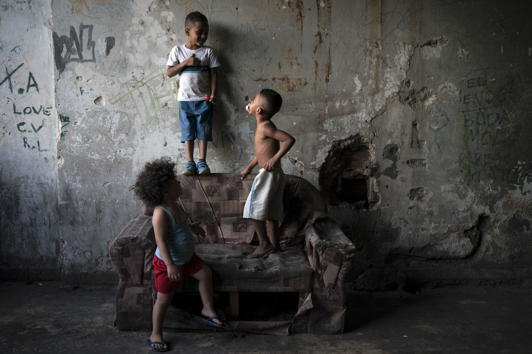 Brazil Returning to Poverty Photo Gallery
